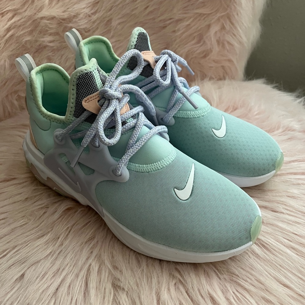 Brand new Nike React Presto
Teal Tint Oxygen Purple size 7.5